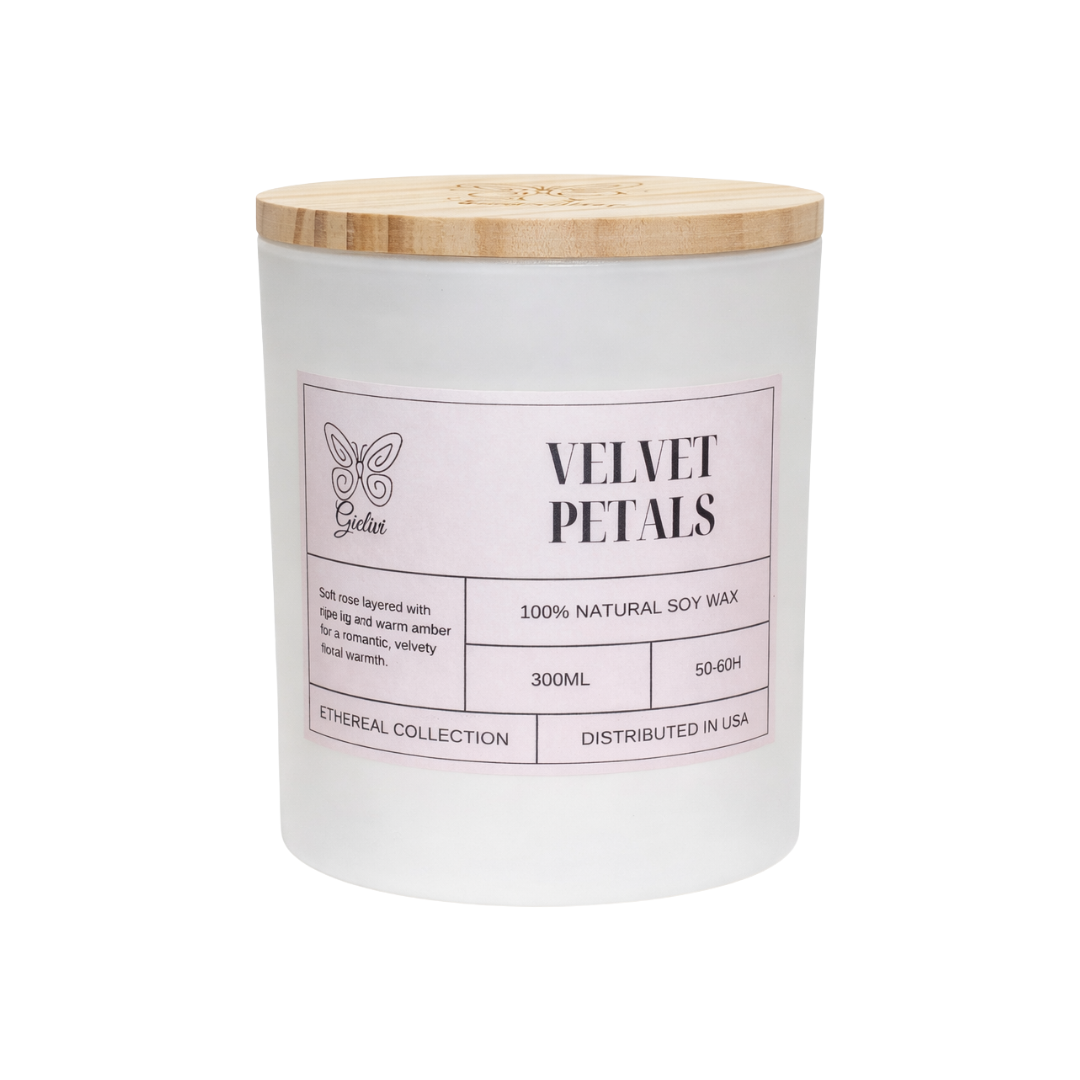 Velvet Petals – Luxury Soy Candle for a Romantic, Cozy Atmosphere