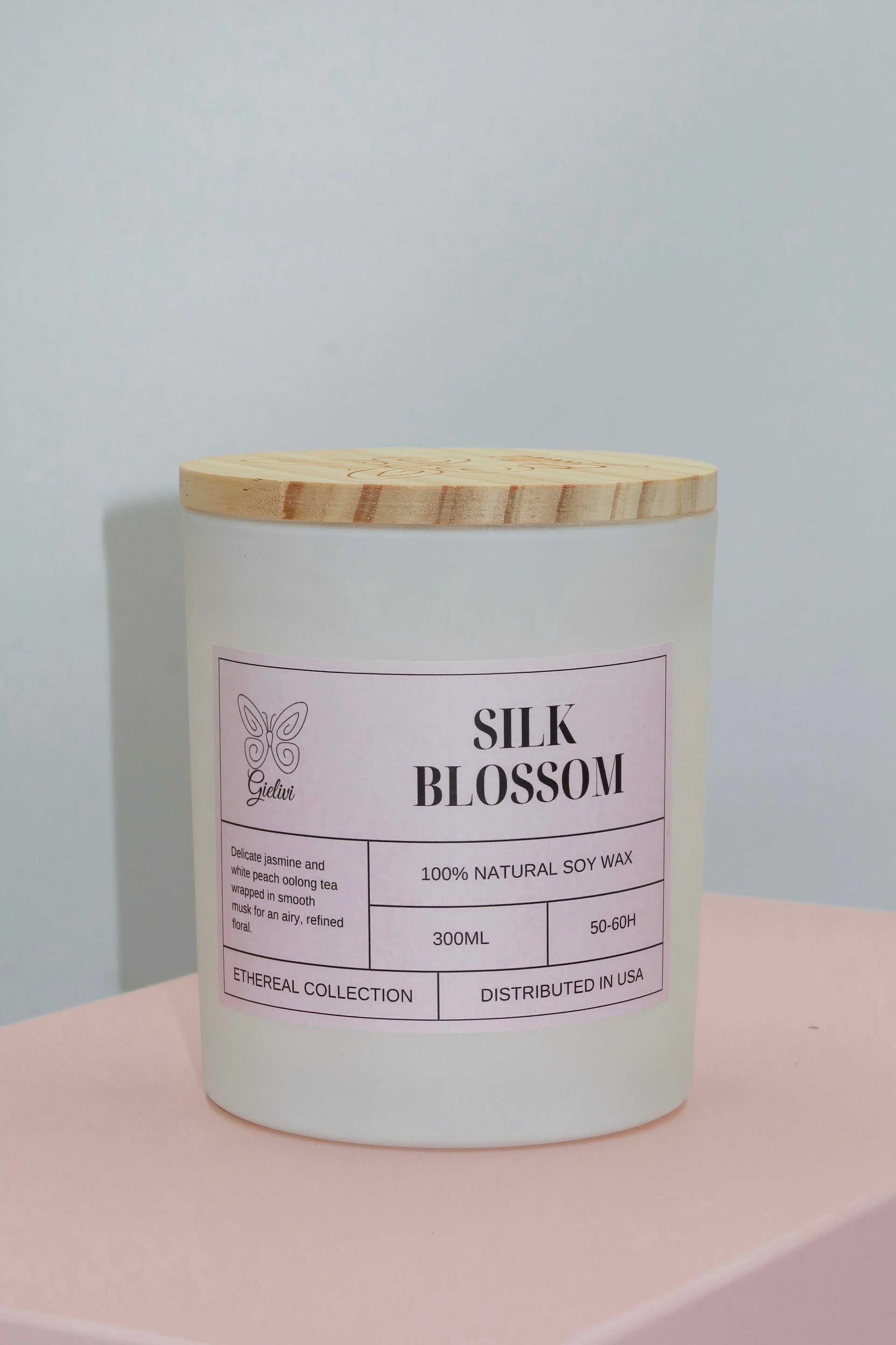Silk Blossom Candle – Soft, Elegant & Luxuriously Floral