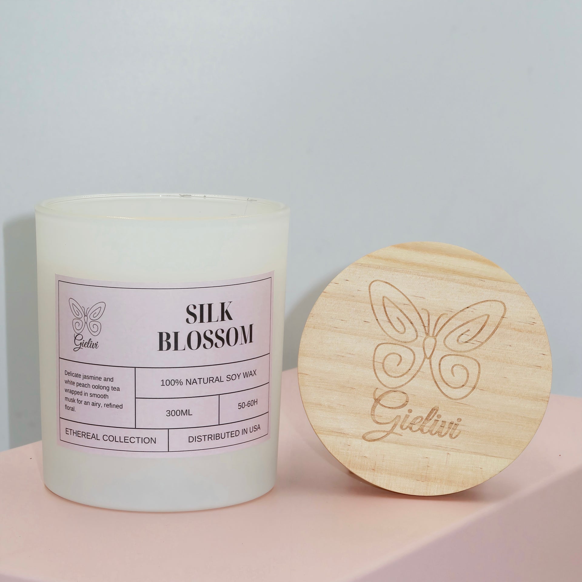 Silk Blossom Candle – Soft, Elegant & Luxuriously Floral