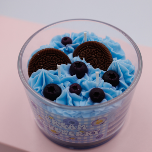 Cream Blueberry Candle