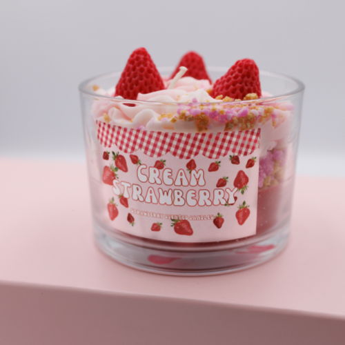 Cream Strawberry Candle – Sweet, Cozy & Aesthetic